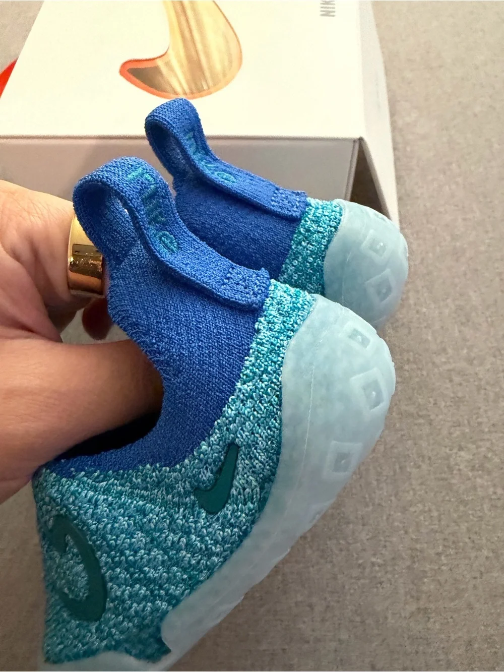 Nike Swoosh 1 Sneakers